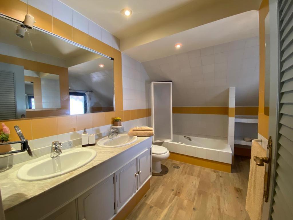 Villa Blanca Con Piscina A 15 Minutos De Toledo - Apartamentos Aloha Toledo Olías del Rey Exterior foto